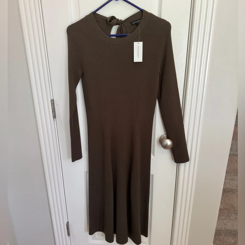 Banana Republic Fitted Ribbed Dress - Picture 1 of 4